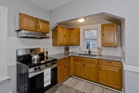 Kitchen - 11 Nathaniel St, Springfield, MA 01109 photo 1 of 2