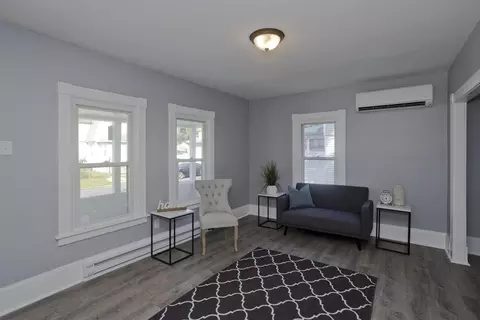 Living - 11 Nathaniel St, Springfield, MA 01109 photo 1 of 1
