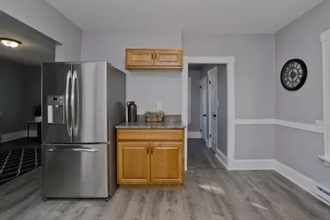 Entry Way - 11 Nathaniel St, Springfield, MA 01109 photo 1 of 1