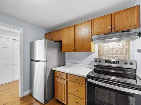 5 Marc Dr #A-8, Plymouth, MA 02360