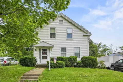 90 Common St, Barre, MA 01005