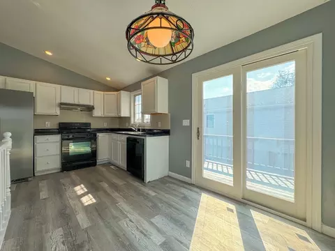 899 Warren St, Fall River, MA 02721 photo 12