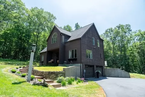 140 Sutton Rd, Webster, MA 01570