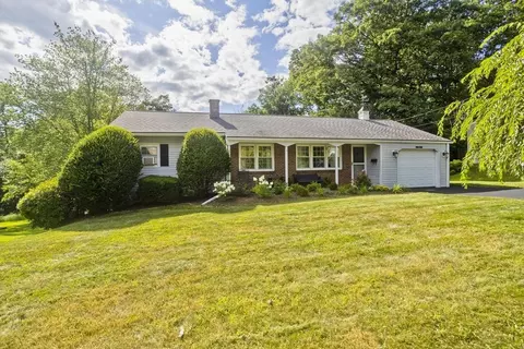 169 Michigan Ave, Holyoke, MA 01040