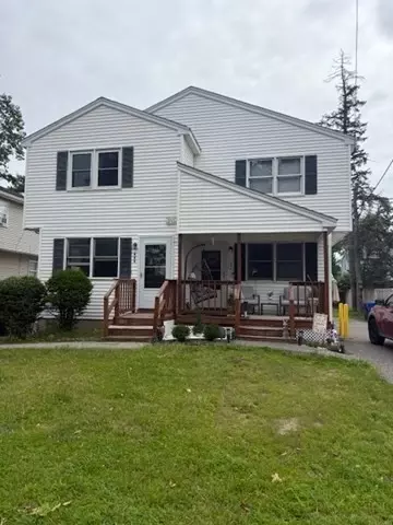 443-445 Cadwell Dr, Springfield, MA 01104