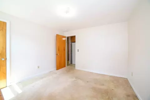 Bedroom - 24 Greybert Ln, Worcester, MA 01602 photo 2 of 4