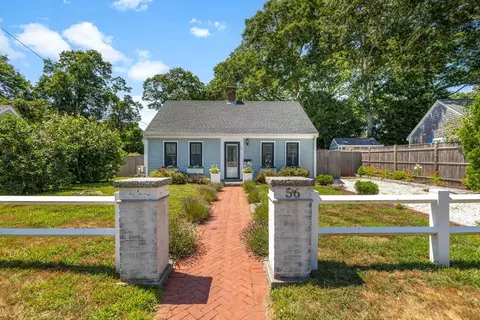 56 Amvets Ave, Falmouth, MA 02540