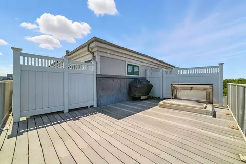 Exterior - 210 Broadway #406, Everett, MA 02149 photo 3 of 7