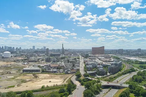 View/Area - 210 Broadway #406, Everett, MA 02149 photo 4 of 6
