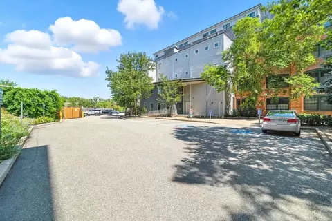Exterior - 210 Broadway #406, Everett, MA 02149 photo 6 of 7