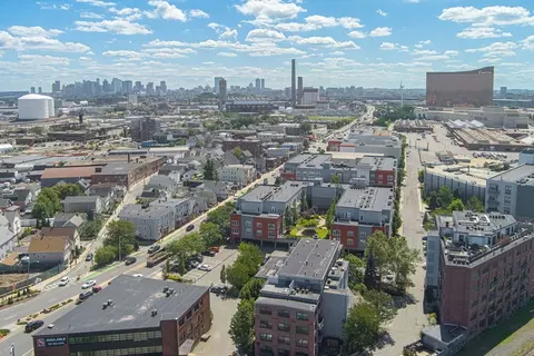 View/Area - 210 Broadway #406, Everett, MA 02149 photo 2 of 6