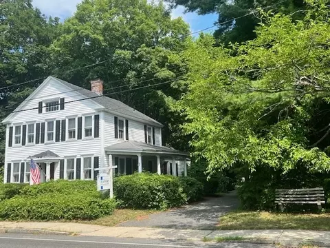 3 Springfield St, Wilbraham, MA 01095