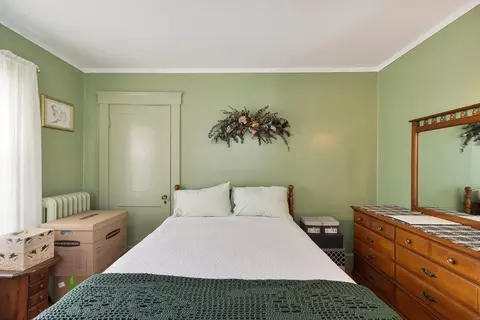 Bedroom - 7 Jonathan St, Gardner, MA 01440 photo 8 of 9