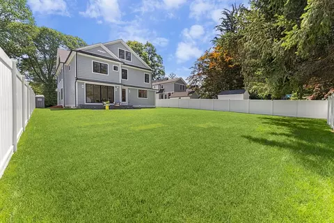 59 Henderson St, Needham, MA 02492 photo 30