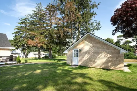 Exterior - 34 Lincoln Ave, Bourne, MA 02532 photo 18 of 18