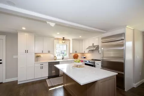 Kitchen - 34 Lincoln Ave, Bourne, MA 02532 photo 1 of 6