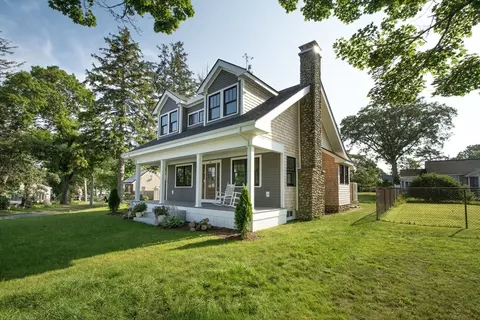 Exterior - 34 Lincoln Ave, Bourne, MA 02532 photo 9 of 18