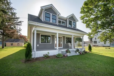 Exterior - 34 Lincoln Ave, Bourne, MA 02532 photo 5 of 18