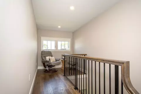 Entry Way - 34 Lincoln Ave, Bourne, MA 02532 photo 3 of 3