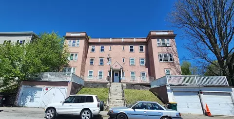 11 Mount Vernon St, Worcester, MA 01605