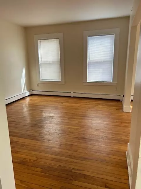 17 Windsor St, Worcester, MA 01605 photo 7