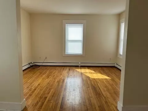 17 Windsor St, Worcester, MA 01605 photo 6