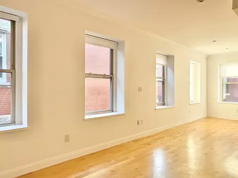 Living - 11 Unity St #8, Boston, MA 02113 photo 3 of 8