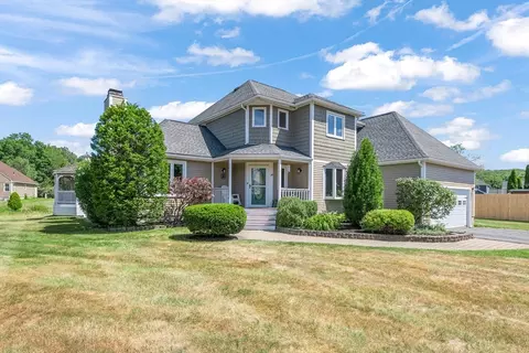 10 Crane Cir, Shrewsbury, MA 01545