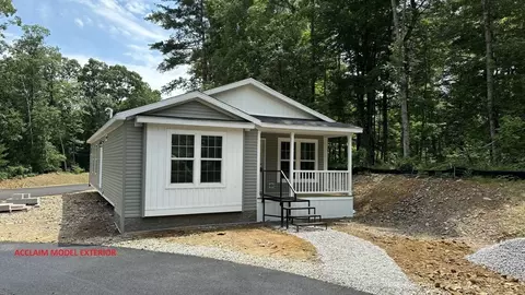 6 Berry Farms Rd #63, Sturbridge, MA 01566