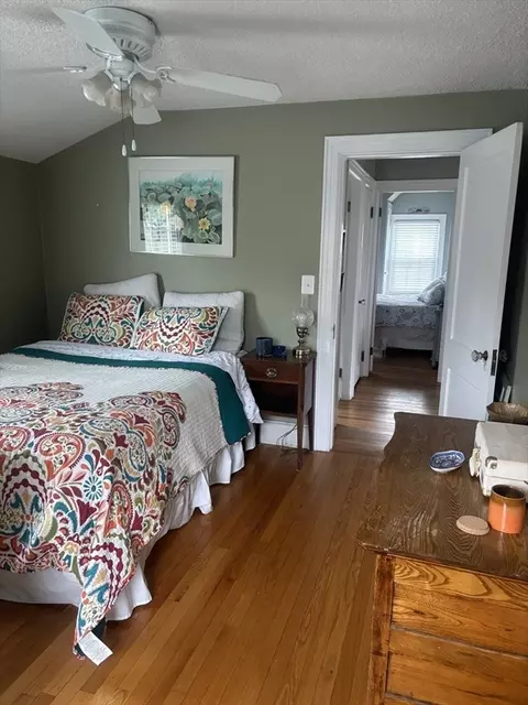 53 Bronson Ter, Springfield, MA 01108 photo 17