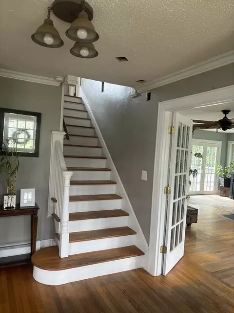 53 Bronson Ter, Springfield, MA 01108 photo 14
