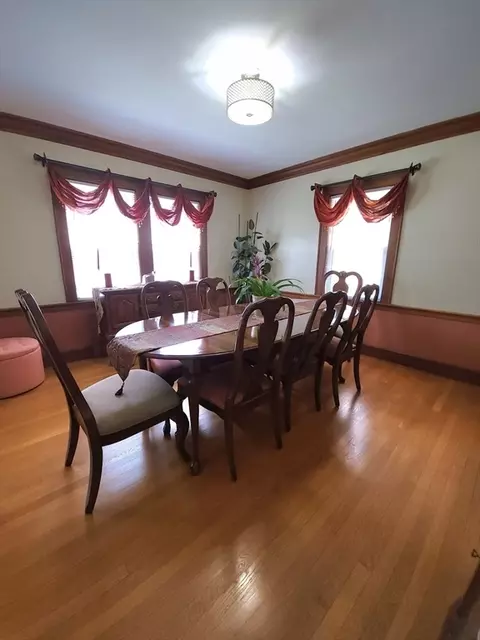 96 Brook Rd, Milton, MA 02186 photo 5