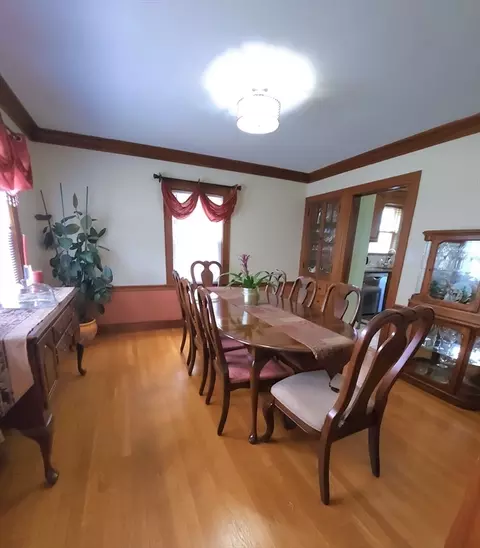 96 Brook Rd, Milton, MA 02186 photo 4
