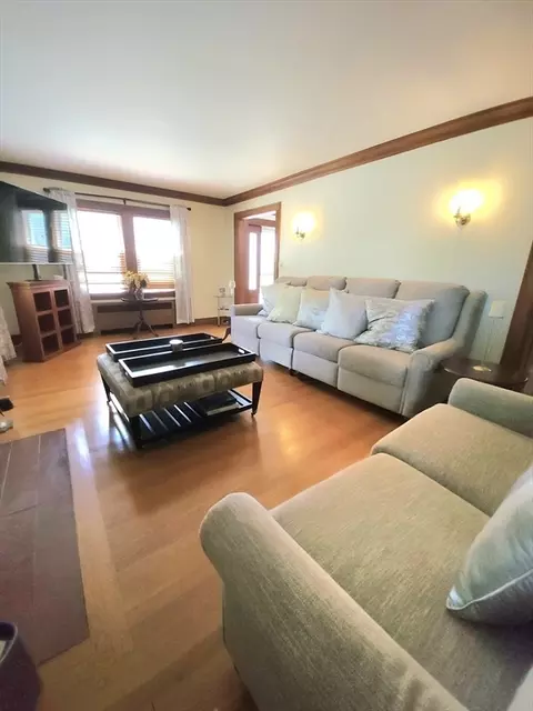 96 Brook Rd, Milton, MA 02186 photo 9