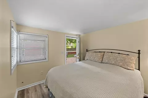 Bedroom - 10 Bainridge Rd, Worcester, MA 01602 photo 1 of 5
