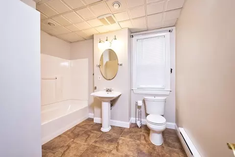 32 Moore St, Fall River, MA 02720 photo 10
