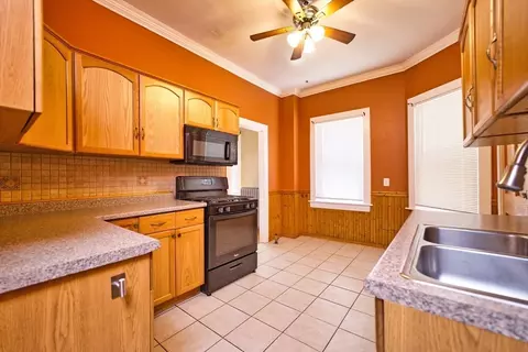 32 Moore St, Fall River, MA 02720 photo 12