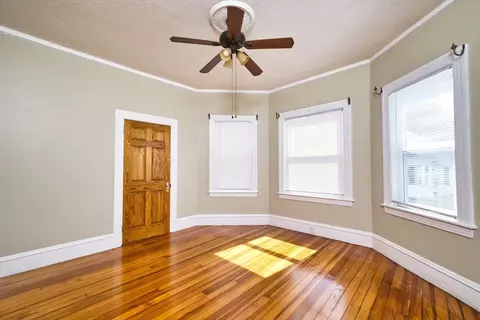 32 Moore St, Fall River, MA 02720 photo 17