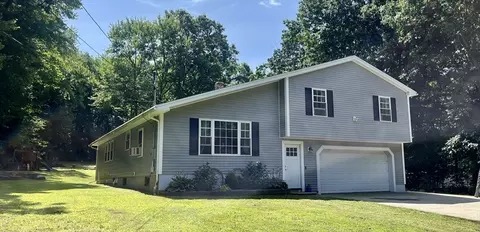 562 Old West Brookfield Rd, Warren, MA 01083
