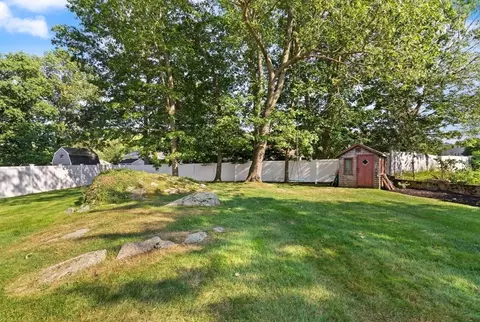 14 Thompson Rd, Beverly, MA 01915 photo 32