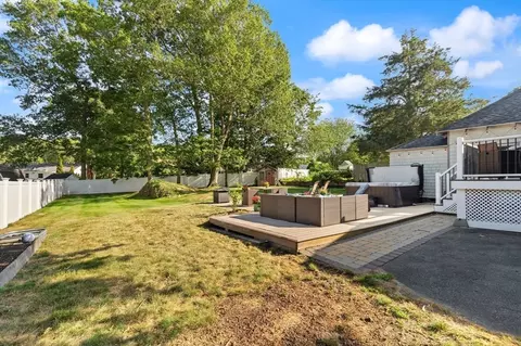 14 Thompson Rd, Beverly, MA 01915 photo 30