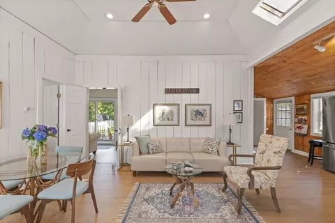 14 Thompson Rd, Beverly, MA 01915 photo 4