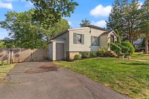 14 Thompson Rd, Beverly, MA 01915 photo 36