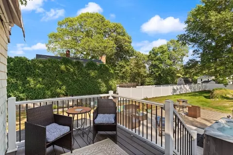 14 Thompson Rd, Beverly, MA 01915 photo 19