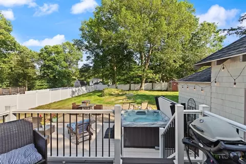 14 Thompson Rd, Beverly, MA 01915 photo 20