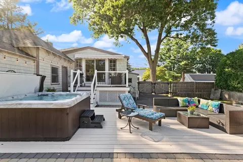 14 Thompson Rd, Beverly, MA 01915 photo 41