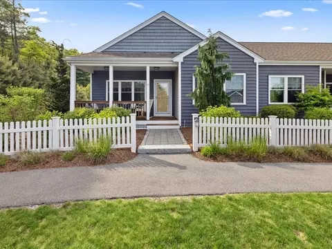 30 Symington Dr #30, Plymouth, MA 02360
