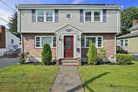 124 S Walnut, Quincy, MA 02169