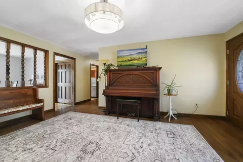 115 Andrews St, Fall River, MA 02724 photo 5