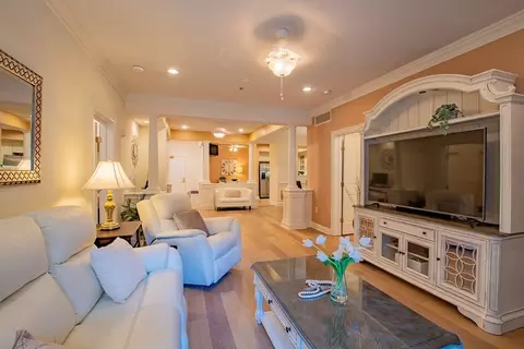 1000 Albion Rd #1106, Bedford, MA 01730